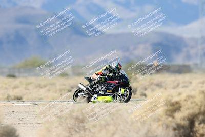 media/Dec-07-2025-CVMA (Sun) [[3e7d2de5dc]]/Race 10-Formula 40 Open/